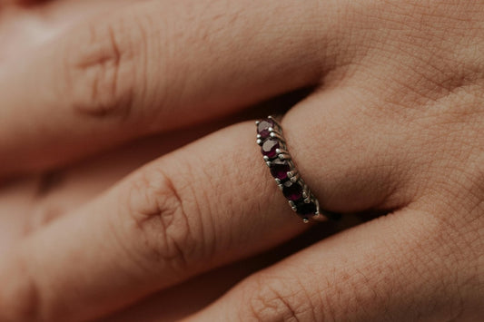 How Early You Should Buy Your Wedding Band