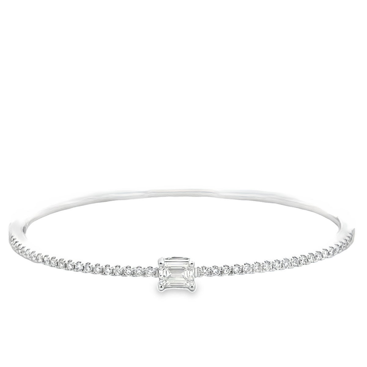 18KW DIAMOND BANGLE WITH EMERALD CUT DIAMOND STATION