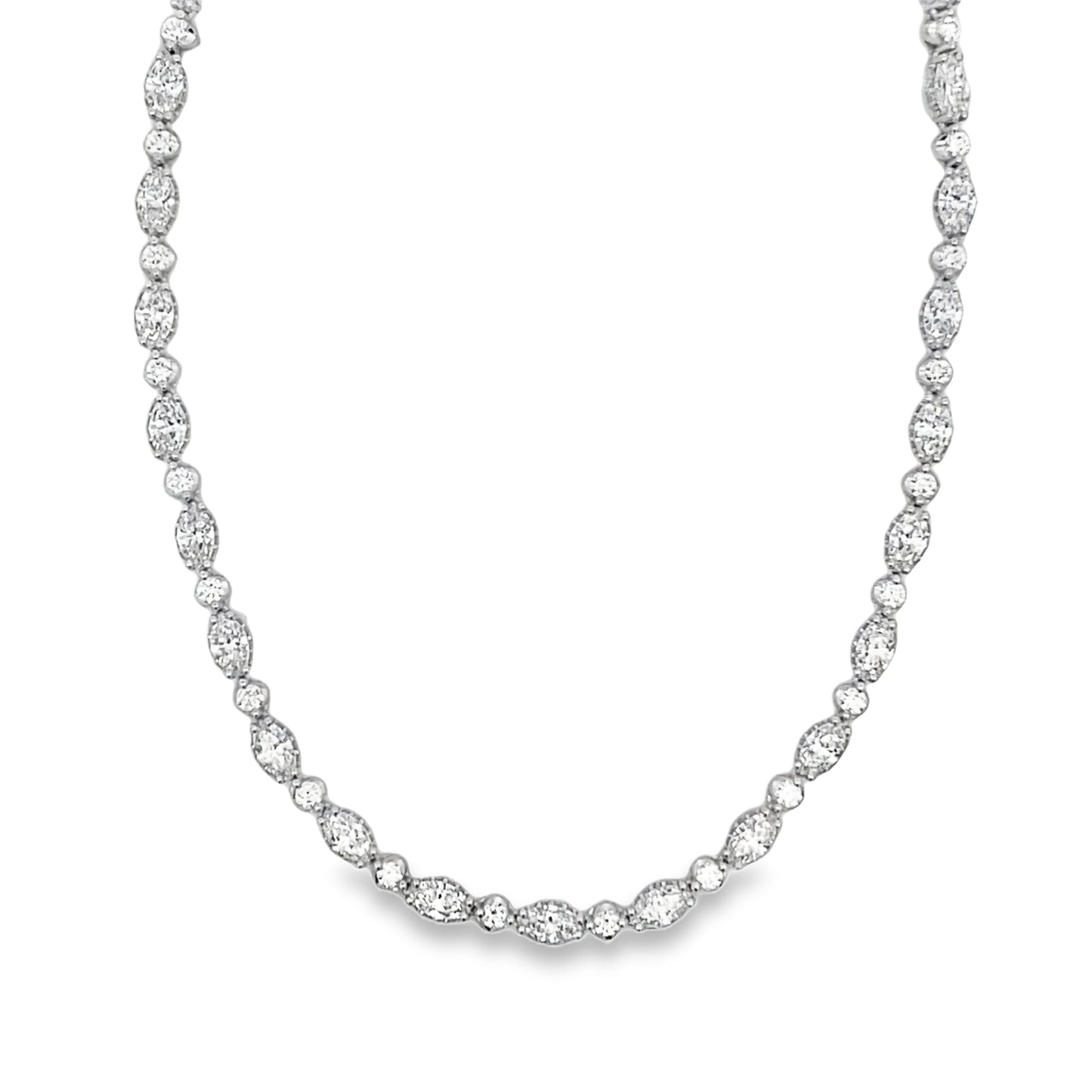 18KW MARQUISE & ROUND DIAMOND TENNIS NECKLACE