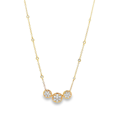 18KY DIAMOND CLUSTER FASHION NECKLACE