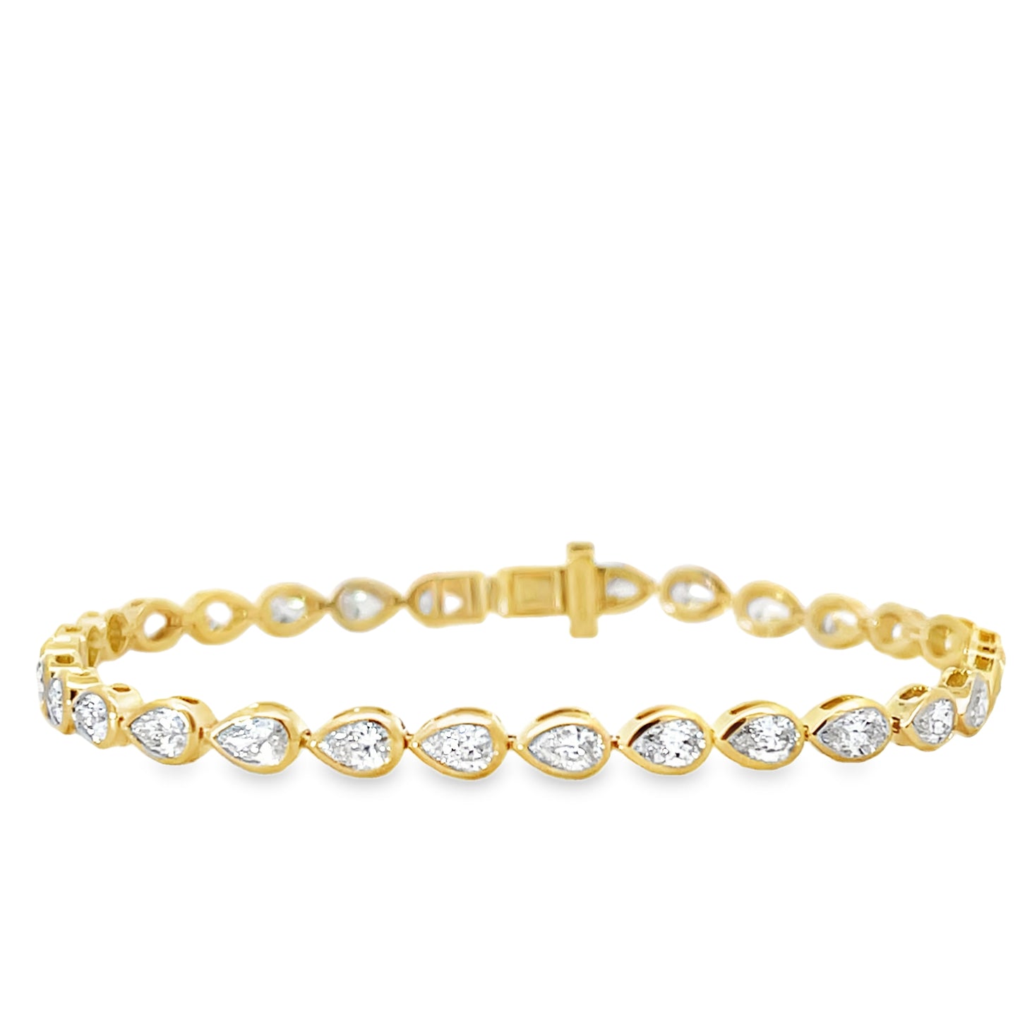 18K Yellow Gold Elegant Pear-Shaped Diamond Tennis Bracelet
