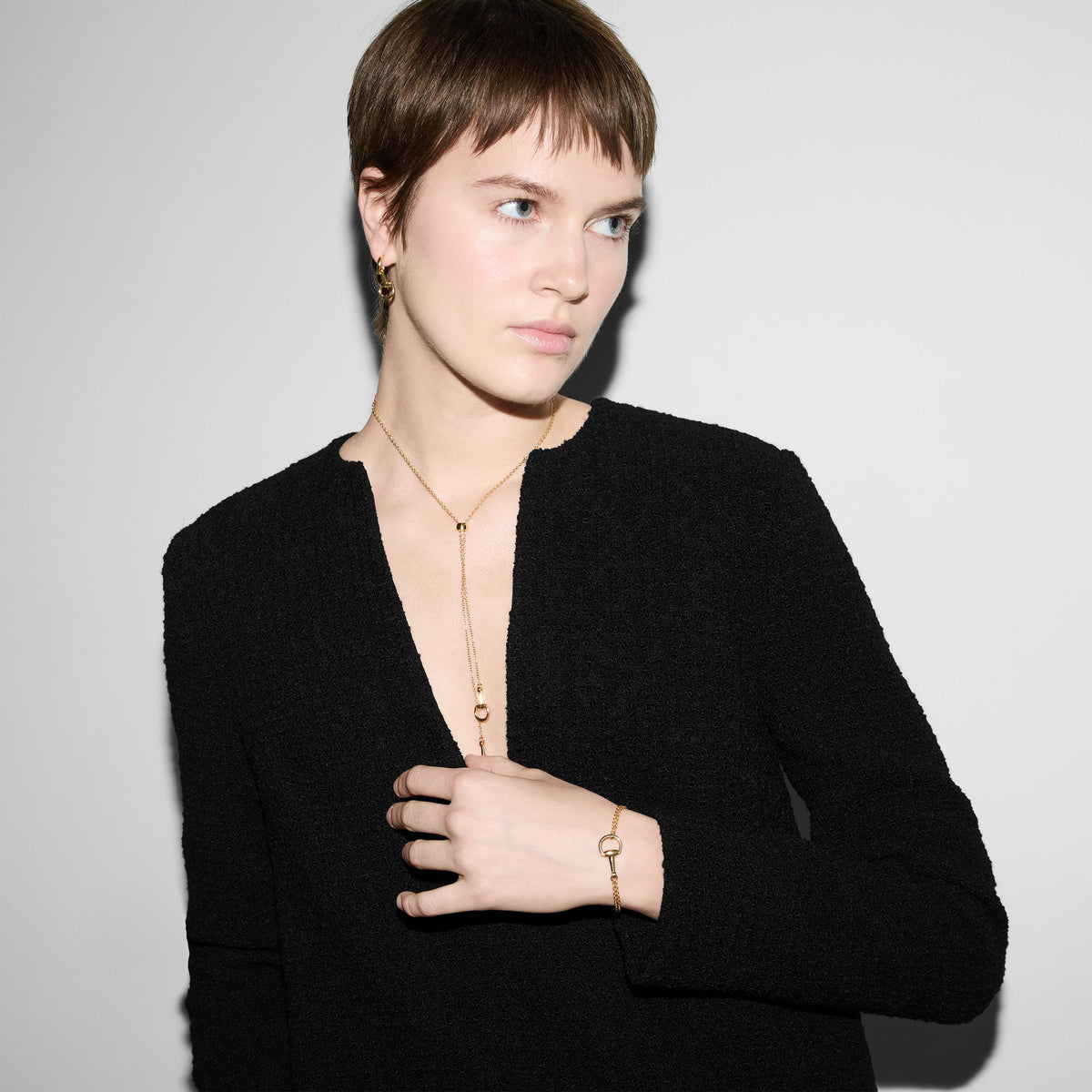 GUCCI 18KY HORSEBIT DANGLE EARRINGS