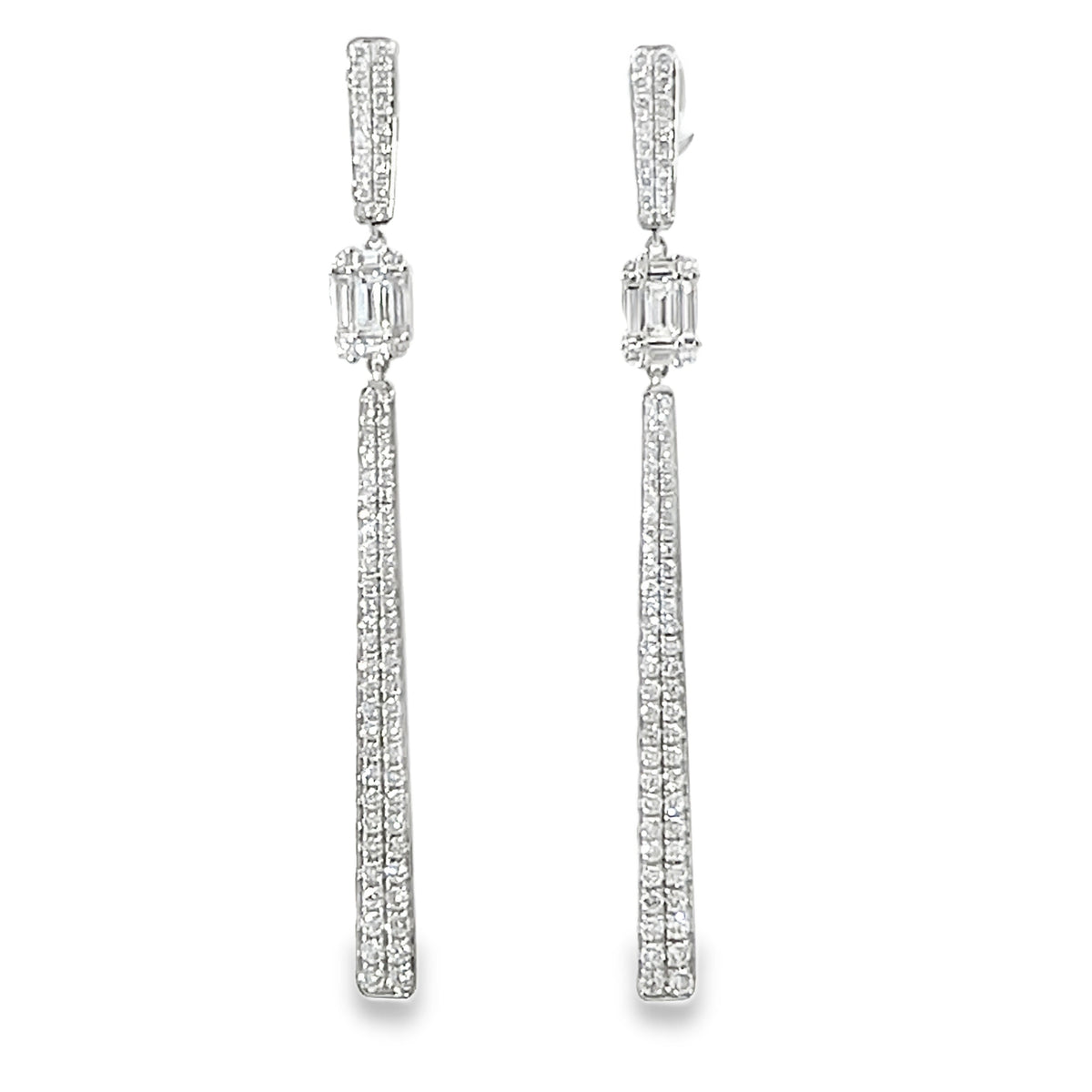 18KW DIAMOND DANGLE DROP EARRINGS