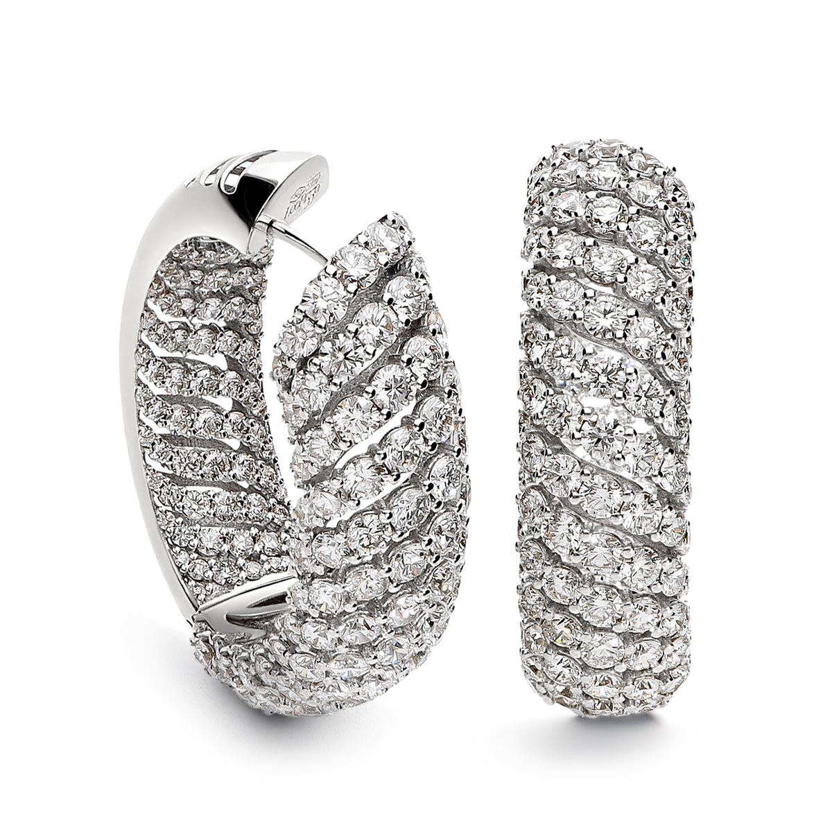 LEO PIZZO 18KW DIAMOND PAVE HOOP EARRINGS