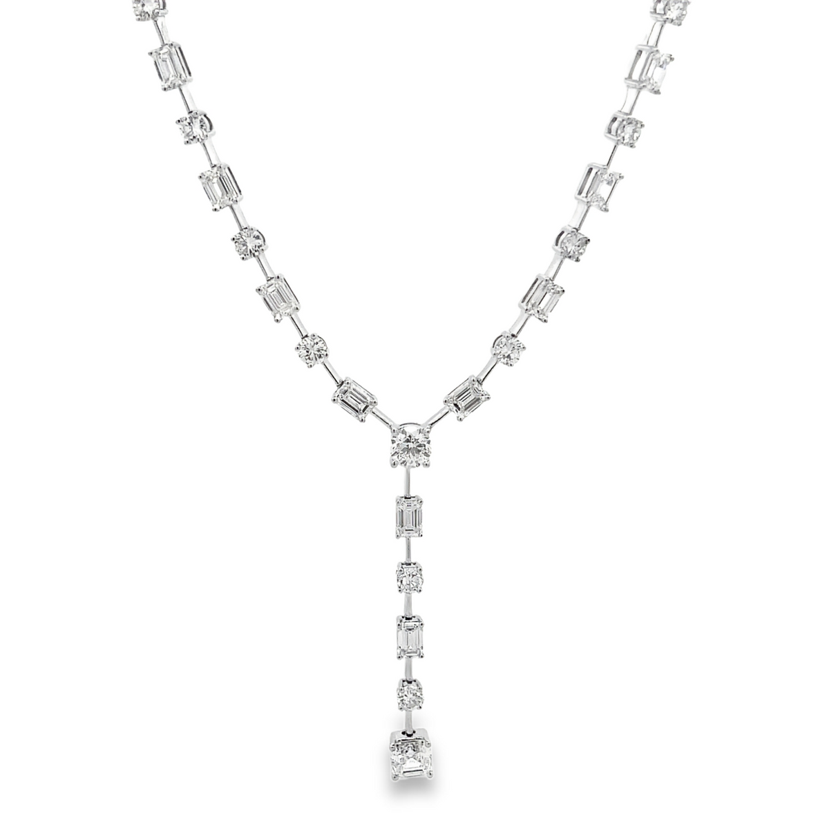 18KW DIAMOND Y NECKLACE