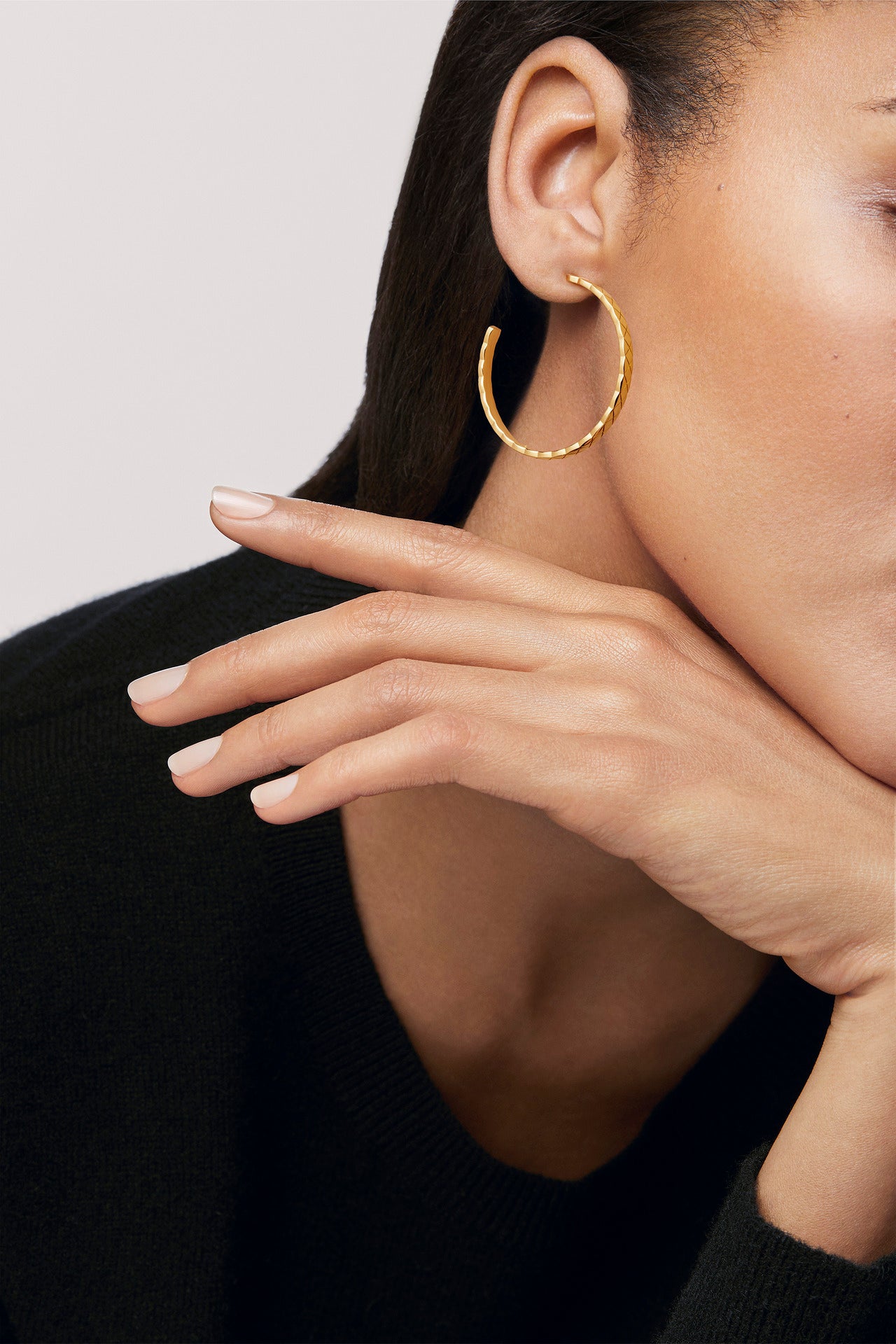 CHANEL COCO CRUSH HOOPS, QUILTED MOTIF LARGE VERSION