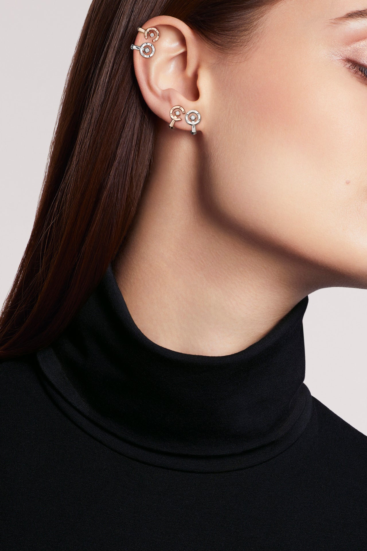 CHANEL COCO SINGLE EARRING CLIP