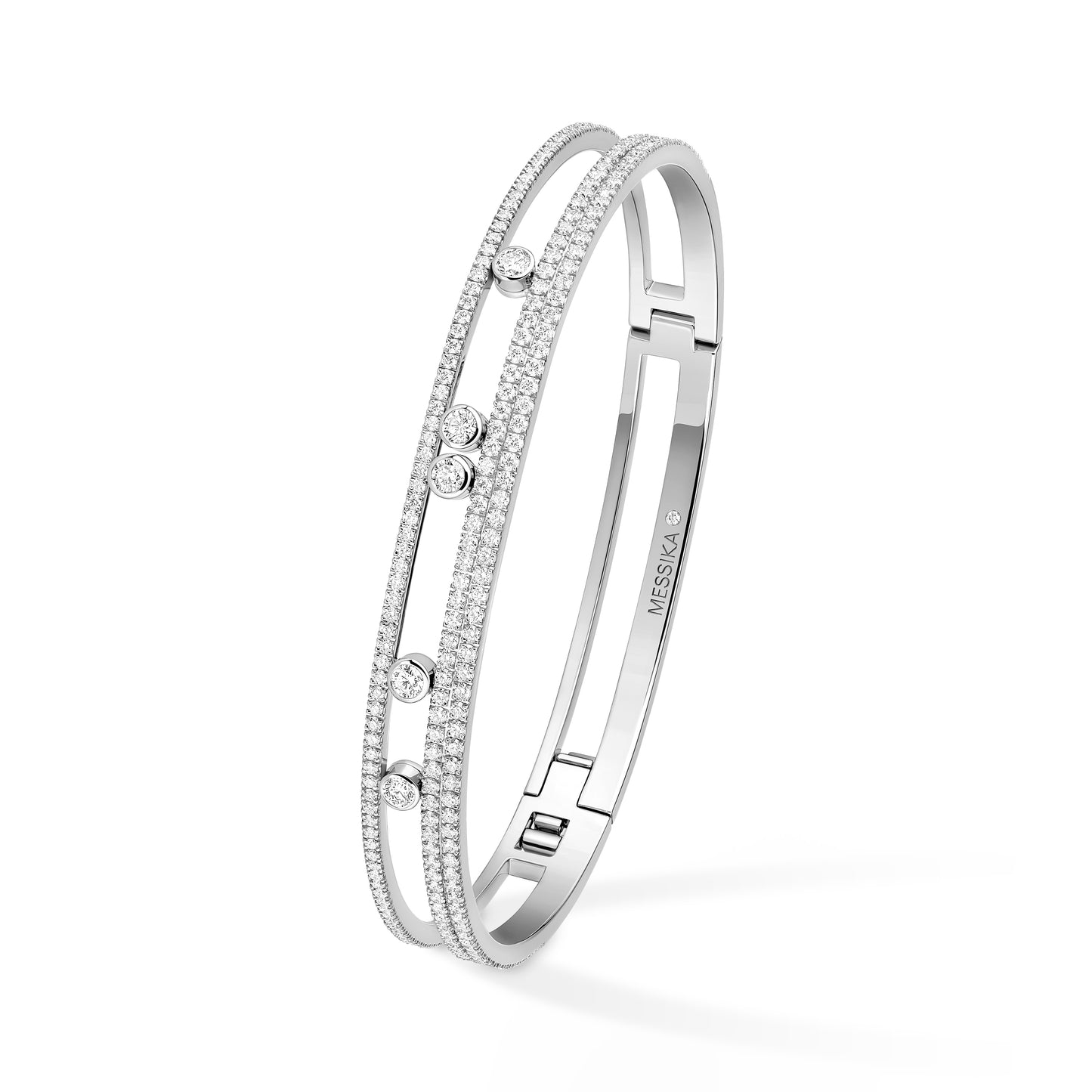 18KW MOVE ROMANE FULL PAVE BANGLE