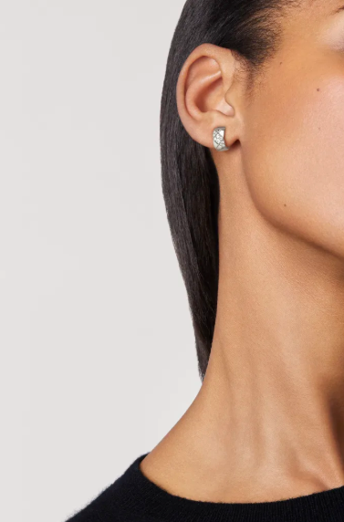 CHANEL COCO CRUSH EARRINGS, QUILTED MOTIF