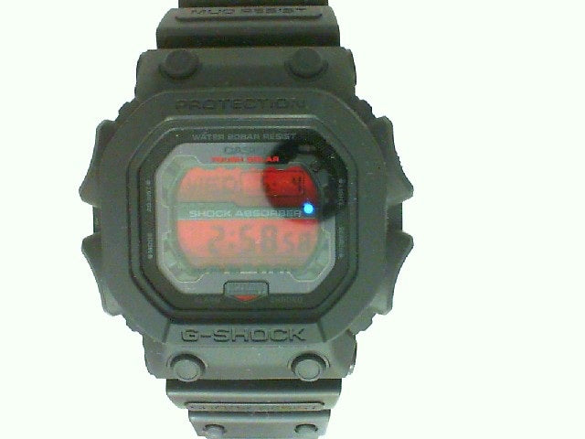 BLACK/BOLD RED DIGITAL
