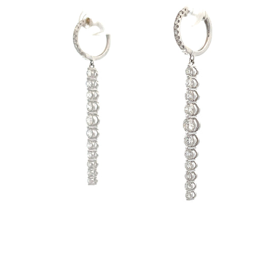 18KW DIAMOND GRADUATED DROP EARRINGS
