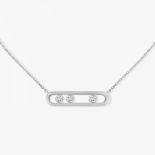 This necklace in 18 karat white gold is part of Move, the signature collection of the Maison Messika.