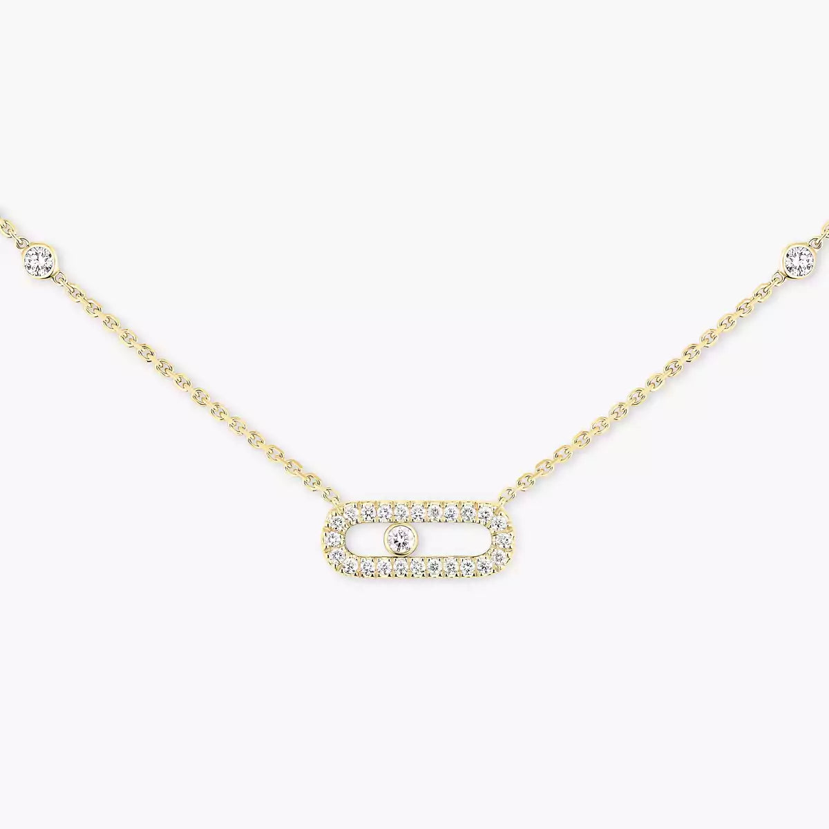 This pavé necklace in 18 karat yellow gold is part of Move, the signature collection of the Maison Messika.