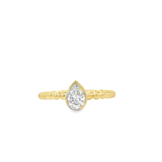 18K Yellow Gold Solitaire Ring with Pear Cut Diamond