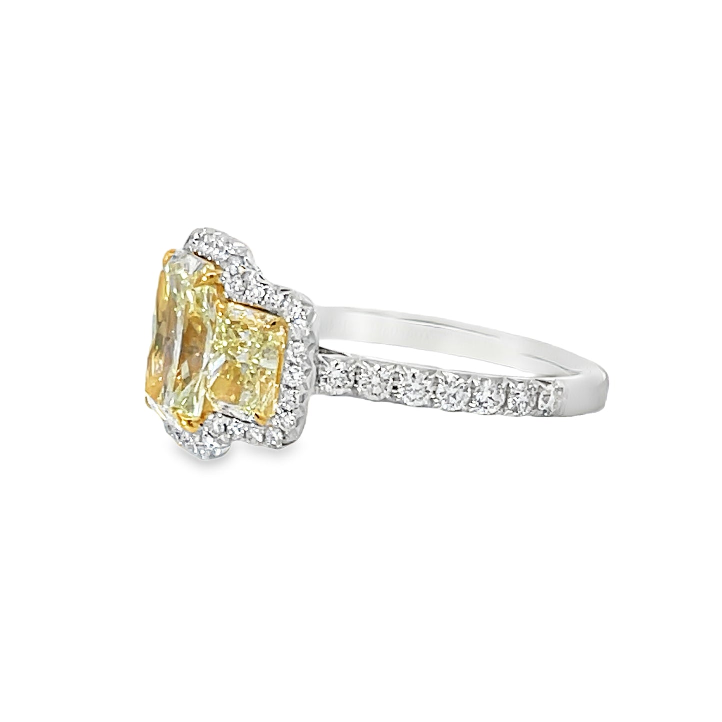 18KY WHITE AND YELLOW EMERAL CUT DIAMOND RING