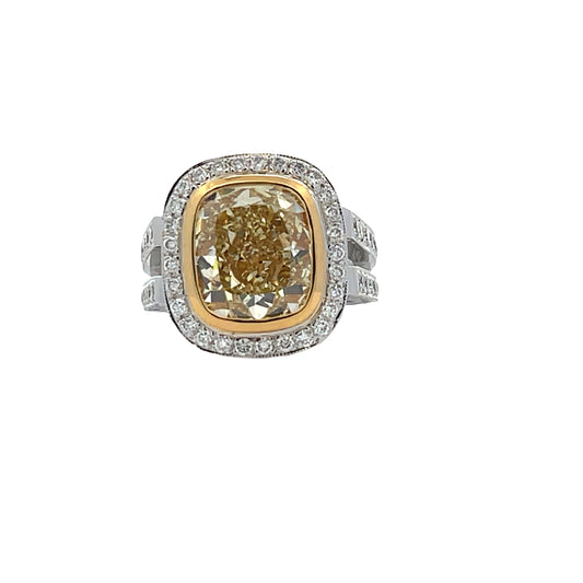 18KW FANCY YELLOW CUSHION COCKTAIL RING