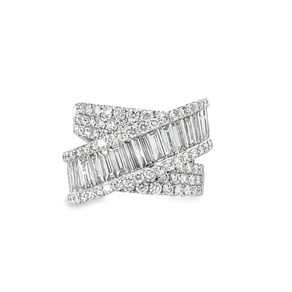 18KW DIAMOND CRIS-CROSS RING