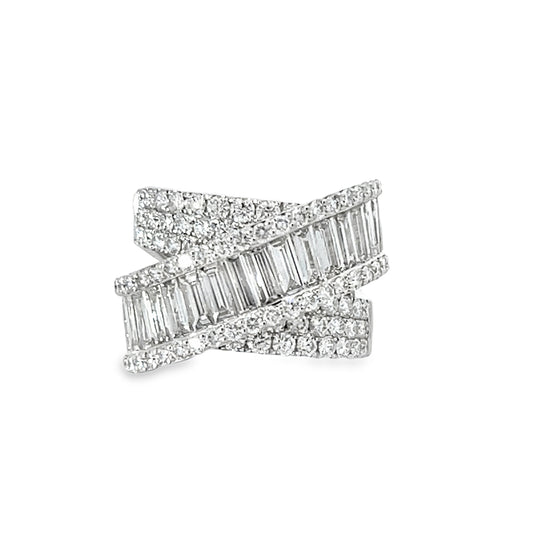 18KW DIAMOND CRIS-CROSS RING