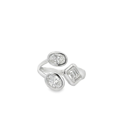 18KW MULTI SHAPE DIAMOND BYPASS RING