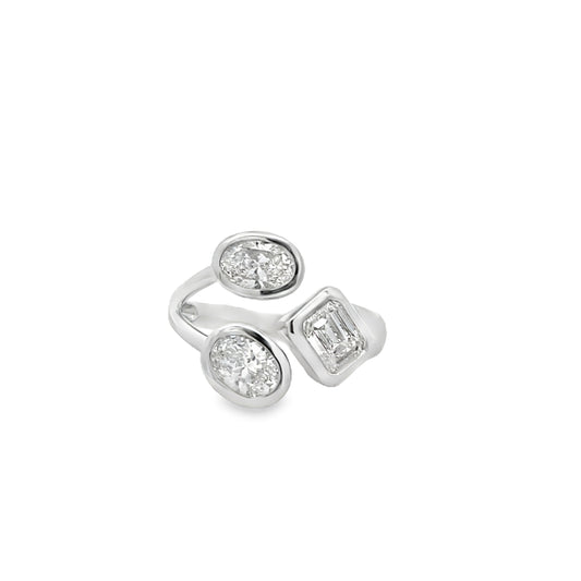 18KW MULTI SHAPE DIAMOND BYPASS RING