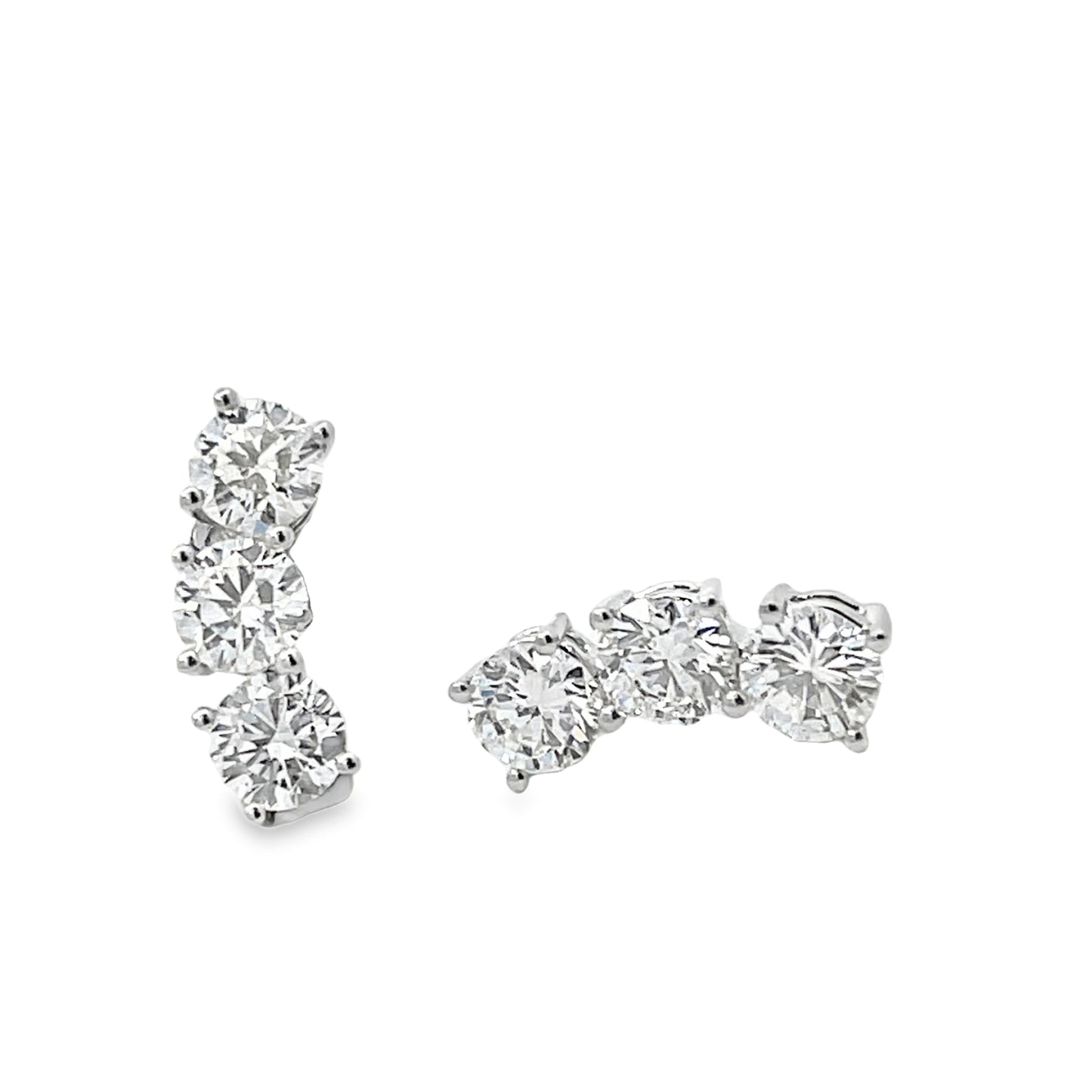 18KW DIAMOND STUD EARRING CLIMBERS