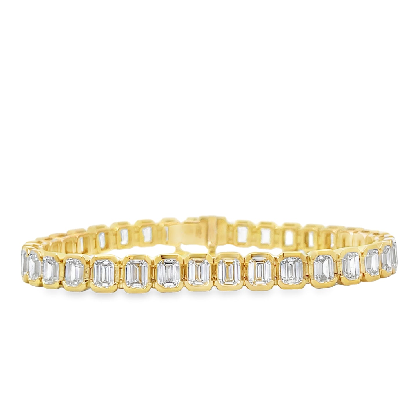18KY EMERALD CUT BEZEL SET DIAMOND TENNIS BRACELET