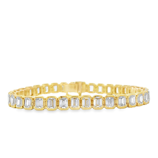 18KY EMERALD CUT BEZEL SET DIAMOND TENNIS BRACELET