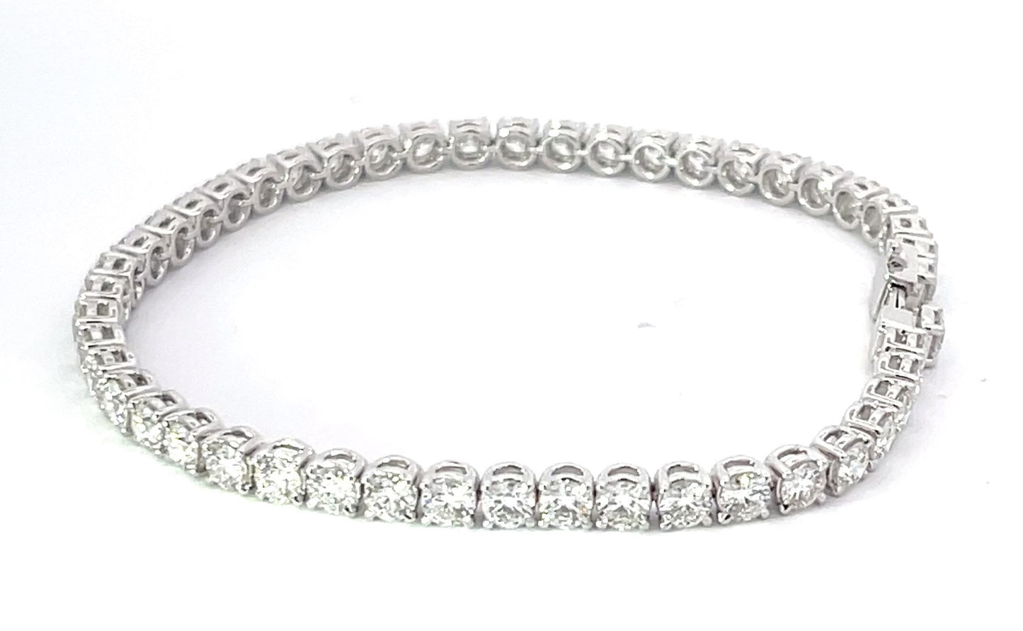 18K WG 7.47 CTW SZ-7  SN: 179108-1