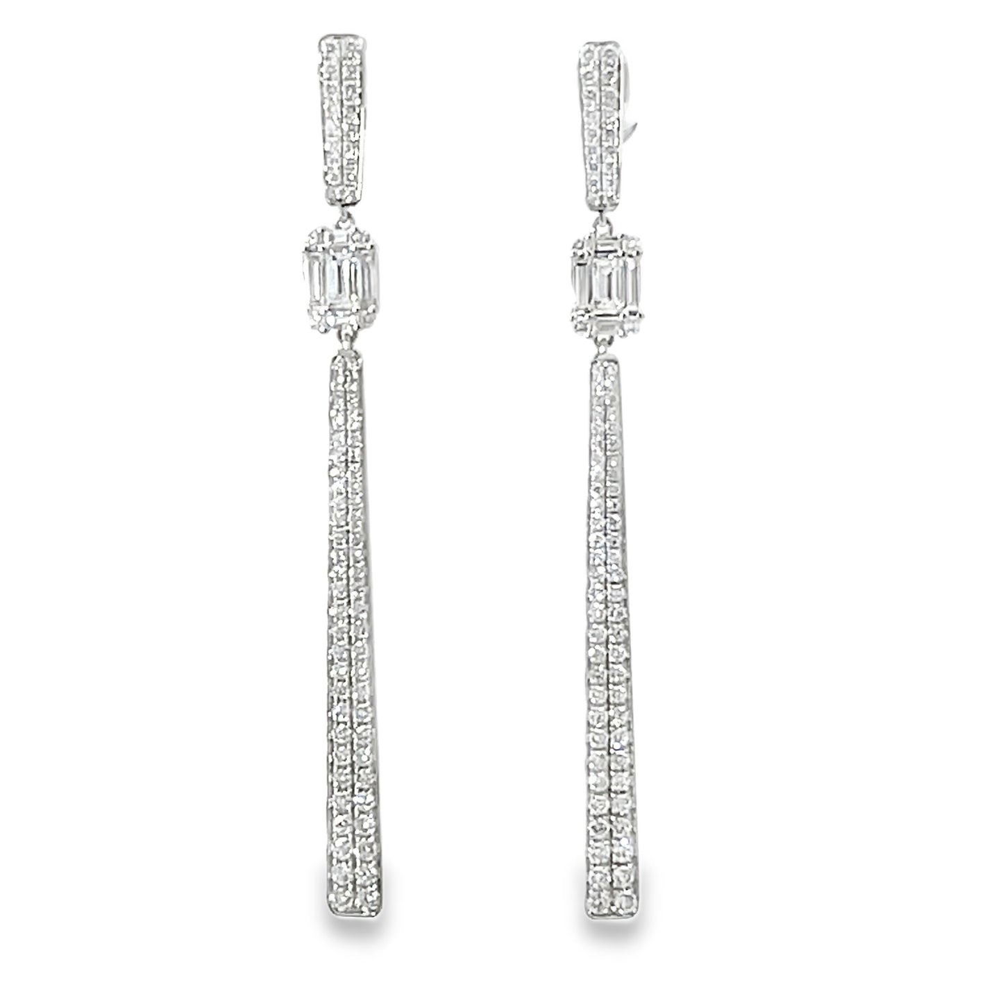 18KW DIAMOND DANGLE DROP EARRINGS