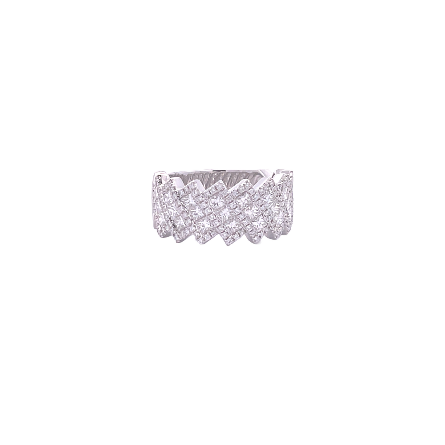 18KW DIAMOND CHEVRON BAND