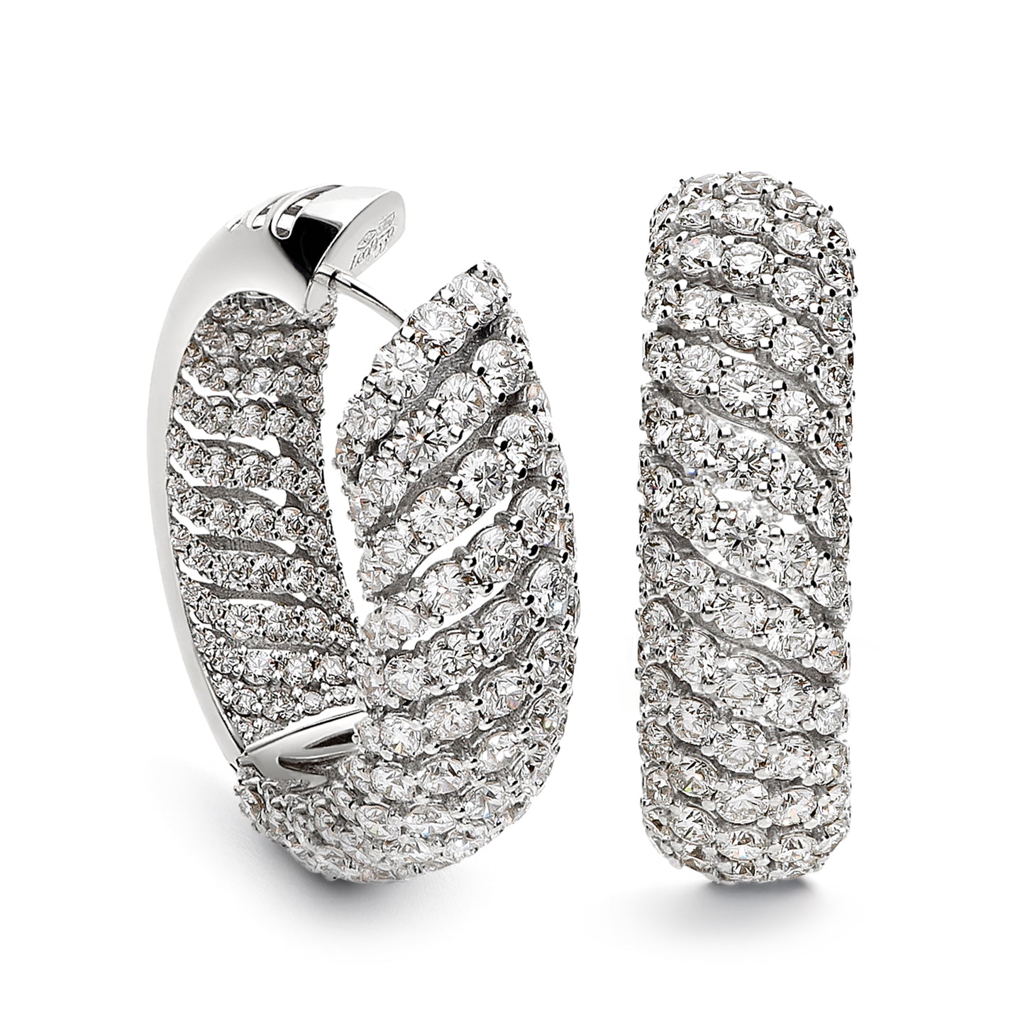 LEO PIZZO 18KW DIAMOND PAVE HOOP EARRINGS
