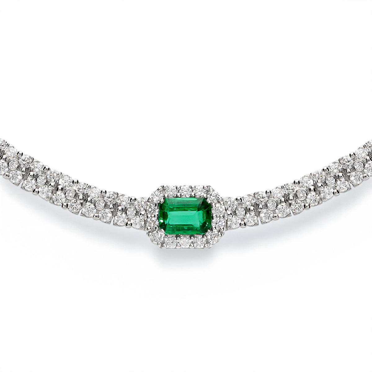 LEO PIZZO 18KW DIAMOND NECKLACE WITH EMERALD CENTER STONE