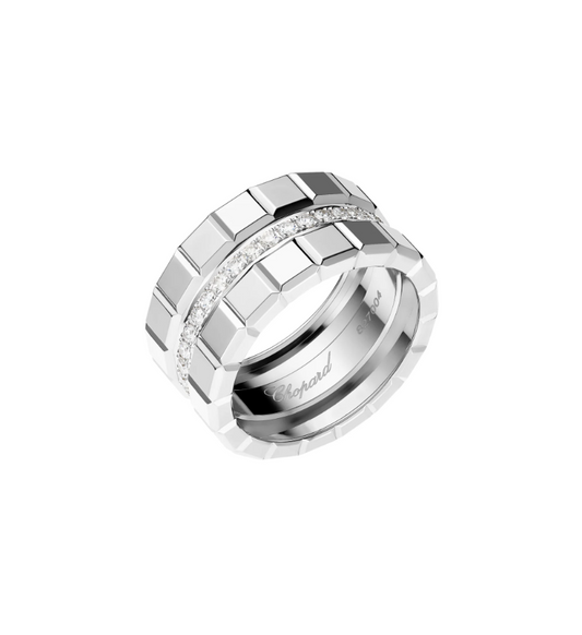 18KW CE CUBE DIAMOND RING