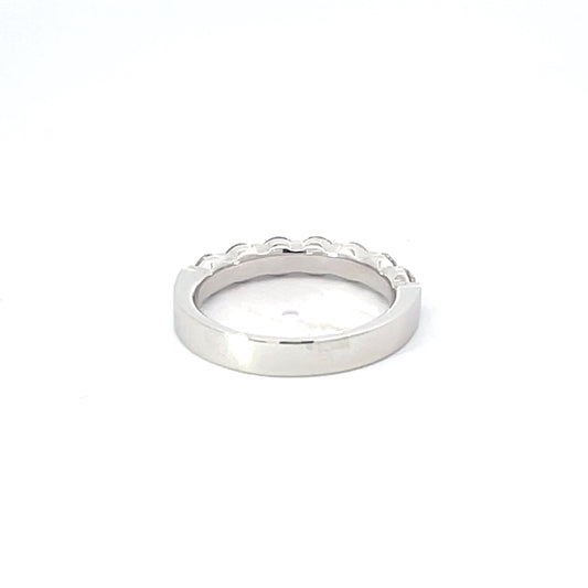 18KW 7 PRONG DIAMOND HALFWAY BAND