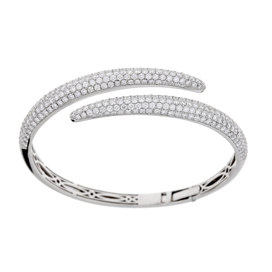 18KW DIAMOND BYPASS BANGLE