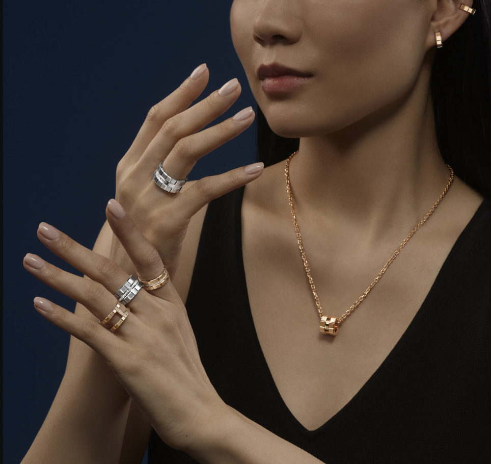 18KR ICE CUBE DIAMOND RING