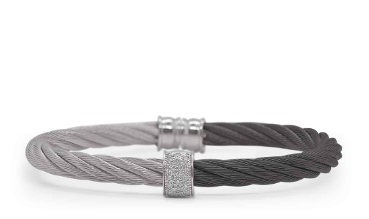 SS TWO-TONE CABLE 18KW SINGLE DIAMOND BARREL CUFF