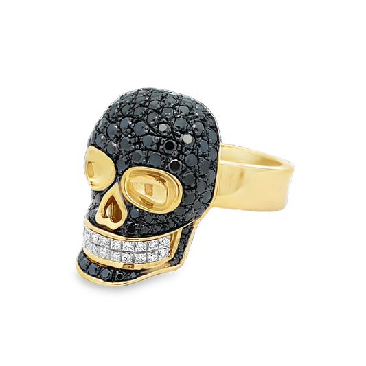 18KWY LIMITED EDITION BLACK DIAMOND SKULL RING