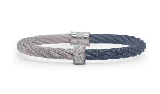 SS TWO-TONE CABLE 18KW SINGLE DIAMOND BARREL CUFF