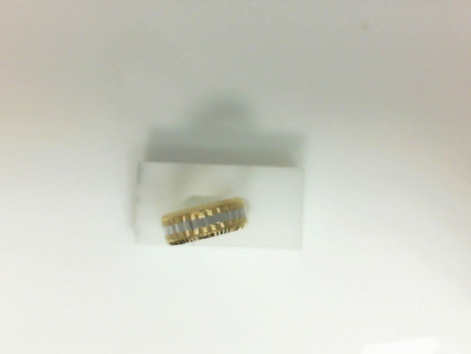 18KYW HIGH POLISHED CENTER & SATIN SIDE EDGE BAND