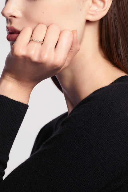 CHANEL COCO CRUSH RING QUILTED MOTIF MINI VERSION