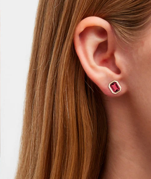 GOSHWARA 18KY EMERALD CUT STUD EARRINGS