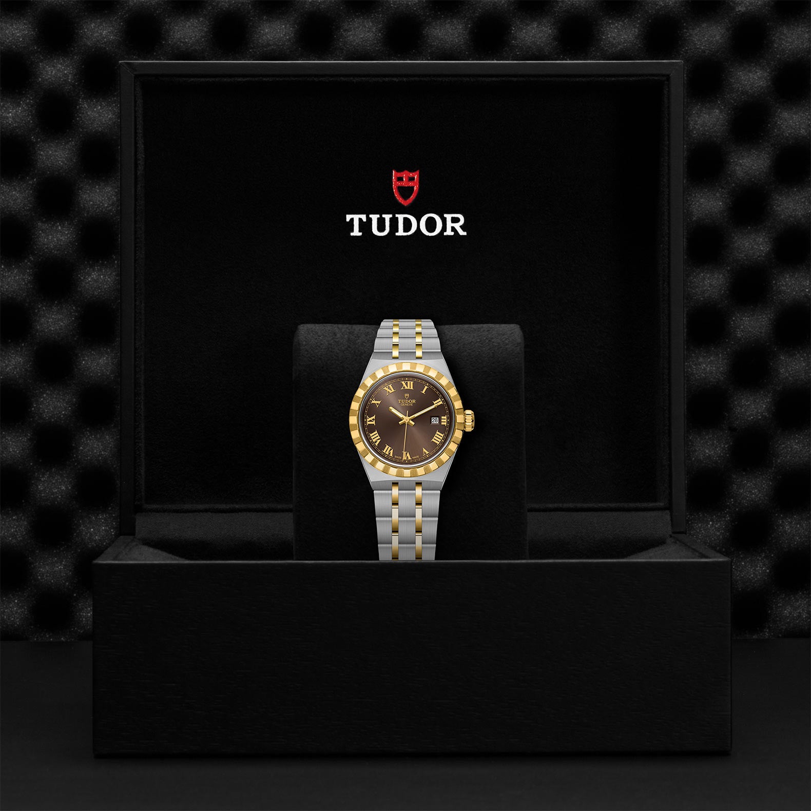 Tudor Royal