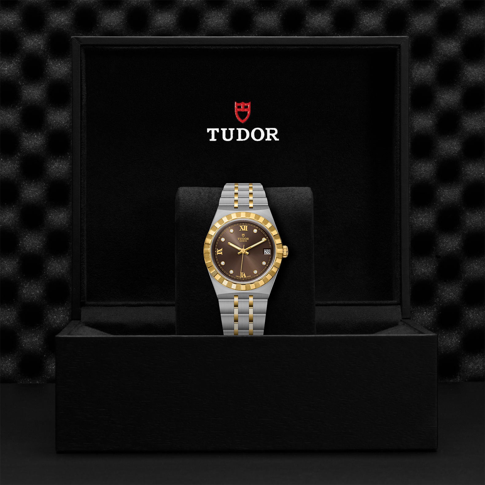 Tudor Royal