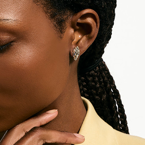 SS Naga Stud Earrings, Blue Sapphire
