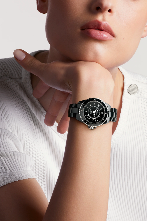 CHANEL J12 WATCH CALIBER 12.1, 38MM