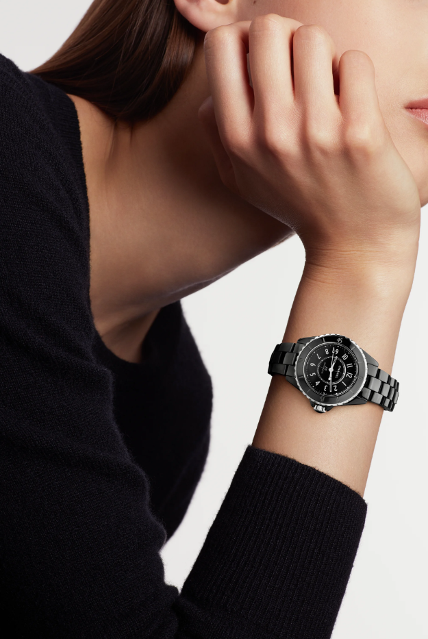 CHANEL J12 WATCH CALIBER 12.2, 33MM