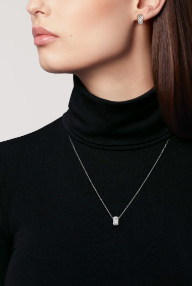 CHANEL COCO CRUSH NECKLACE, QUILTED MOTIF SMALL VERSION