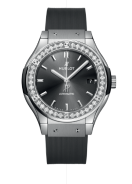 38MM CLASSIC FUSION RACING GREY TITANIUM DIAMONDS