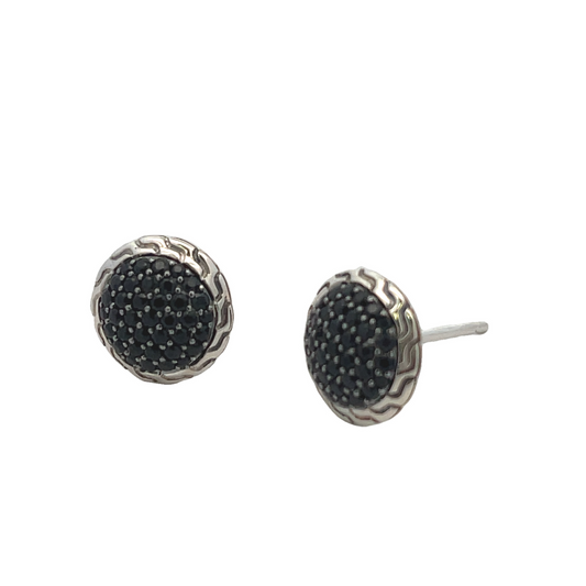 SS BLACK SAPPHIRE CARVED CHAIN STUD EARRINGS
